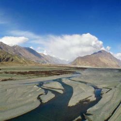 Honeymoon tour adventure packages from Vadodara Leh Ladakh